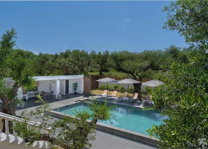 Villa Elaya *