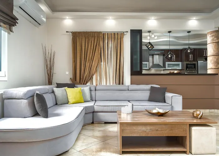 Elaya Villa