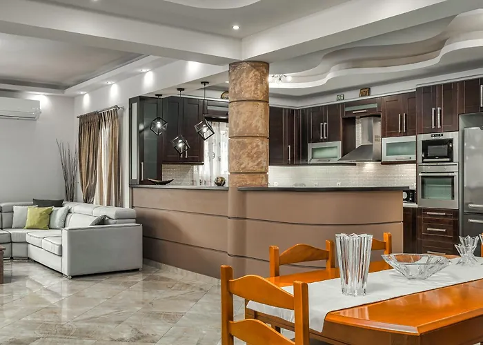 Villa Elaya