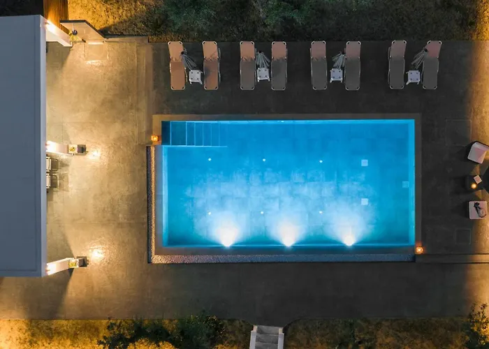 Villa Elaya *